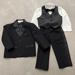 John’s 5 Piece Tuxedo - Jacket, Shirt, Vest, Bow Tie, Pants Size 2T
